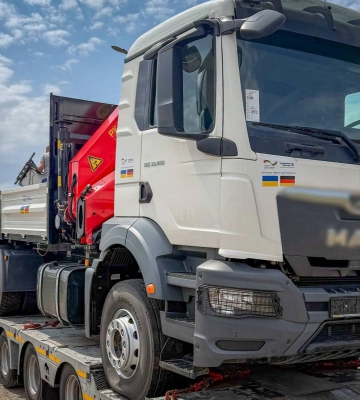 Миколаїв отримав кран-маніпулятор від німецьких партнерів