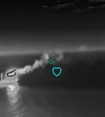 Силы беспилотных систем поразили 13 судов теневого флота РФ за двое суток — видео