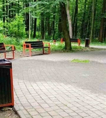 Недобросовісні підприємці зірвали аукціони на торгові місця в парках Львова: місто оголосить нові торги