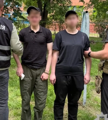 Готовили подрыв железнодорожной дороги: в Чернигове задержали двух агентов РФ. ФОТО