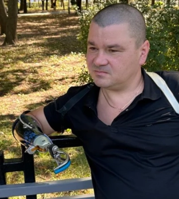 Бійка з ветераном без рук у Полтаві: що розповів адвокат хлопця, якому вручили підозру