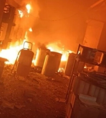 Пів мільйона книжок і 250 тисяч підручників: атака РФ знищила друкарню "Конві" в Києві