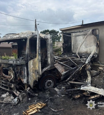 На Одещині поліцейські викрили та затримали підлітка, який підпалював автомобілі
