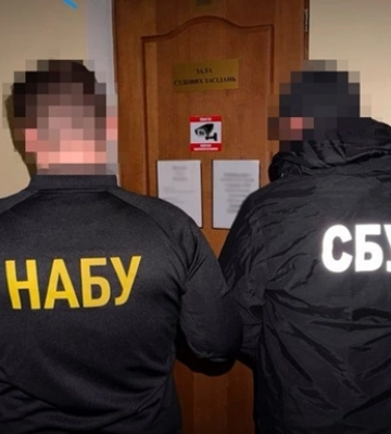 Завищували ціни на броню для танків утричі: НАБУ завершило розслідування