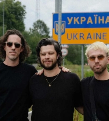 Набили тату та спали під обстрілами: гурт Вreathe поділився враженнями від України