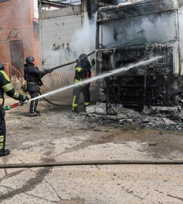 Війська росії атакували АЗС у Харкові, є постраждала