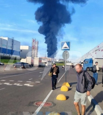 В Подмосковье после атаки БПЛА поражен и горит важный объект российского ВПК