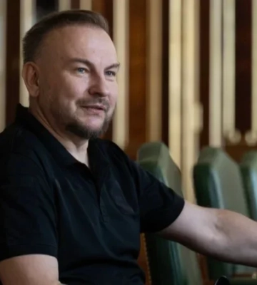 «Написал друзьям, что со мной всё в порядке». Флеш заявил, что не был на полигоне в Киевской области, который атаковала РФ