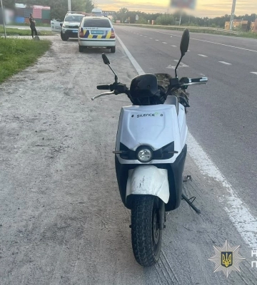 У Львівському районі внаслідок наїзду скутера травмувалася 11-річна дівчинка
