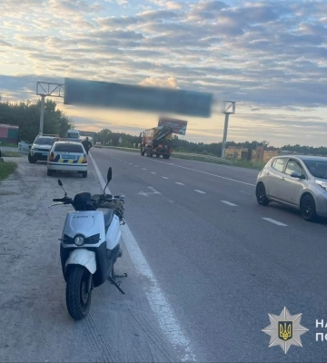 Біля Львова скутер збив 11-річну дівчинку: дитину та водія госпіталізували, - ФОТО