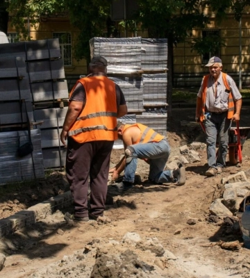У Львові оновлюють вулицю Івасюка: акцент на безбар’єрності та комфорті