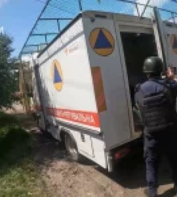 Співробітники ДСНС евакуювали ще трьох людей із прикордоння Сумщини