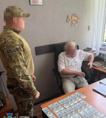 За $3 тисячі обіцяв інвалідність і непридатність до служби: на Кіровоградщині викрили керівника медзакладу
