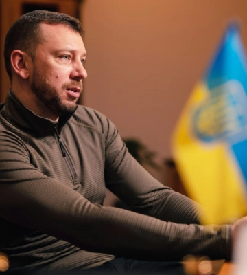 Невідомі погрожують експертці у справі кооперативу "Династія" мобілізацією родичів, - САП