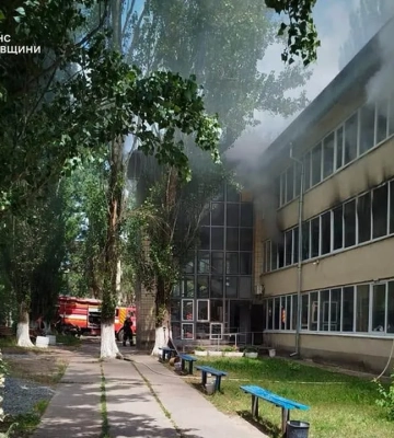 У притулку для бездомних під Києвом сталася пожежа, є постраждалий – фото