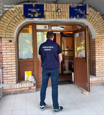 У Харкові трьом посадовцям комунального підприємства повідомили про підозру в одержанні «відкатів» від підрядників