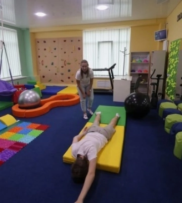 Представники держав ОБСЄ ознайомилися з роботою центрів реабілітації військових на Львівщині