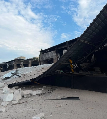 Вантажне відділення "Нової пошти" в Ізюмі зазнало влучання російської авіабомби