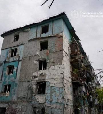 Після удару по житлових кварталах Запоріжжя поранені 28 людей
