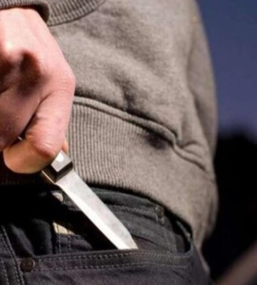 У Харкові чоловік ударив ножем співробітника ТЦК і намагався поранити поліцейського