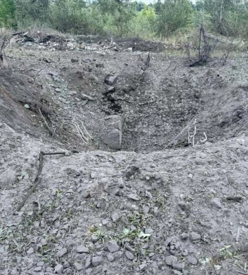Рашисти вдарили КАБами по Ізюму — виникла пожежа у відділенні «Нової пошти»