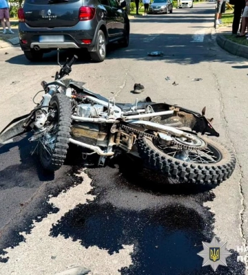 У Вараші внаслідок ДТП травмувалися водій та пасажир мотоцикла