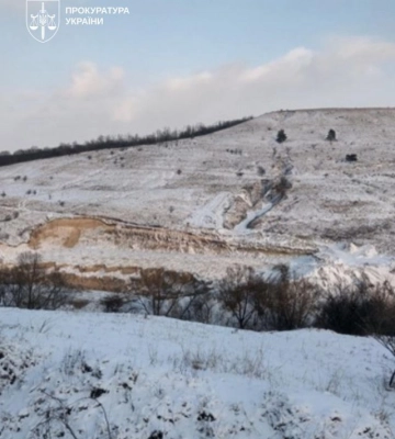 На Вінниччині поліцейські викрили незаконний видобуток пісковику на 338 млн грн