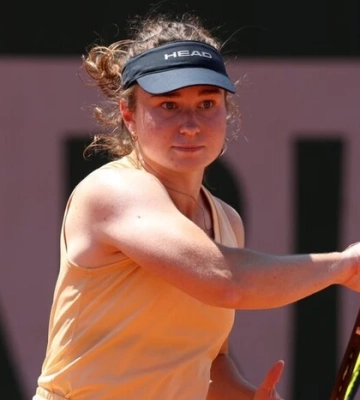 Снігур вдруге у кар'єрі вийшла до півфіналу турніру WTA