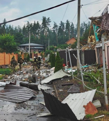 росіяни вдарили по локації з представниками оборонних компаній на Київщині