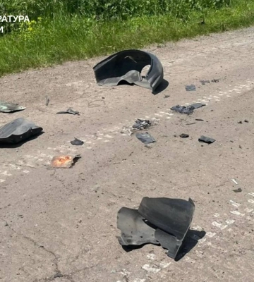 Російський дрон атакував автомобіль у Харкові (ОНОВЛЕНО)