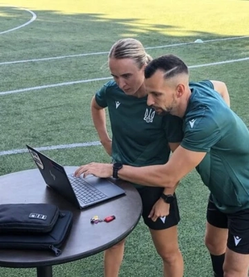 Спрощений VAR. В українській Першій лізі працюватиме система відеоповторів