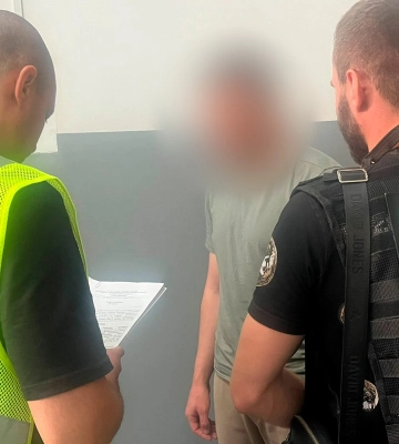 За 7000 доларів чоловік на Харківщини обіцяв евакуювати військового з фронту та переправити за кордон