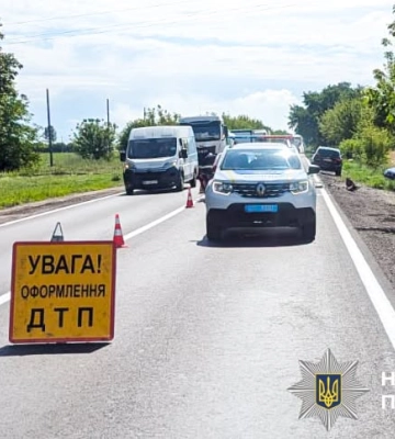 Житель Волині виїхав на зустрічну смугу та потрапив у ДТП на Рівненщині: водія госпіталізували