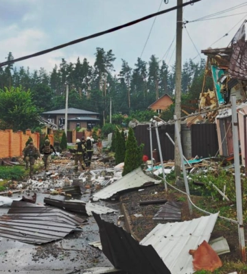 Удар по полигону в Киевской области повредил 27 домов и десятки автомобилей – ОВА