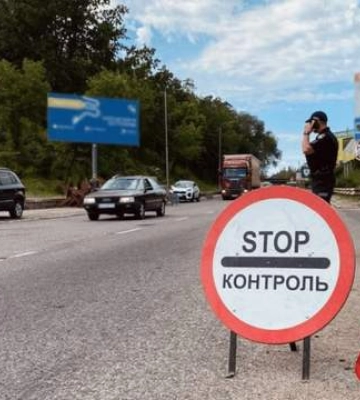 Бургер із вибухівкою для військових: на Чернігівщині затримали жінку після спроби теракту