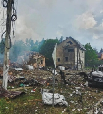 Удар балістикою по Київщині: у Бучанському районі пошкоджені 27 приватних будинків