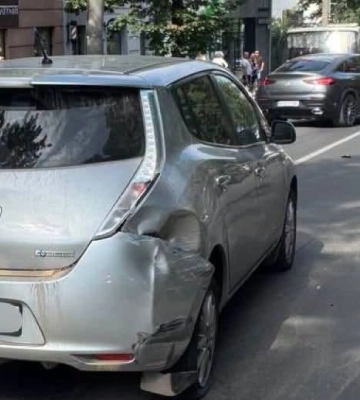 У Луцьку мотоцикліст зіткнувся з двома автомобілями