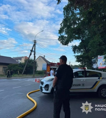 В Ужгороді – стрілянина і пожежа, поліція шукає озброєного чоловіка