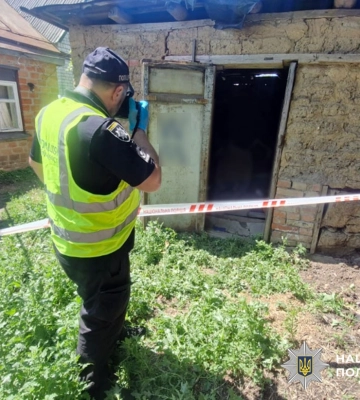 На Полтавщині затримано 36-річну річну жінку, яка палицею забила людину на смерть