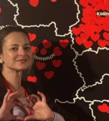 Специалист по коммуникациям Валентина Савицкая погибла во время удара РФ по выставке оружия на Киевщине. ФОТО