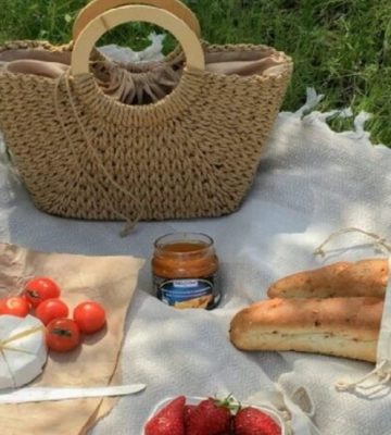 Волинський лікар пояснив, які продукти найчастіше викликають отруєння влітку