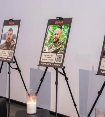У Дніпрі родинам 17 полеглих захисників передали державні нагороди