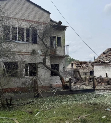 Ракетный удар нанесли военные РФ по Балаклее — били по предприятию и домам