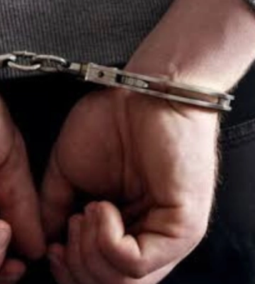 На Полтавщині затримали 74-річного чоловіка, підозрюваного у сексуальному насильстві щодо 9-річної дівчинки