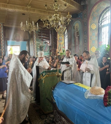 Півтора року вважався зниклим безвісти: на Волині поховали захисника Петра Мельника