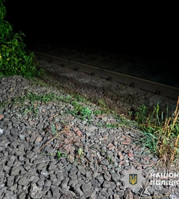 На Київщині помер у лікарні чоловік, якого у районі Трипілля збив вантажний потяг