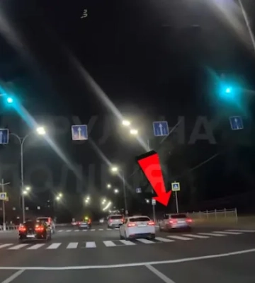У Києві покарали водія Audi, який проїхав смугою громадського транспорту