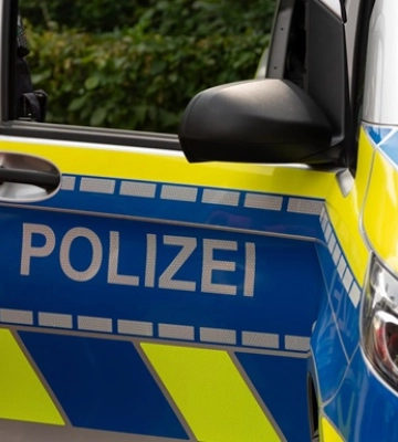 В Германии самолет врезался в дом: двое погибших
