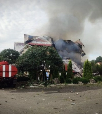 Уранці росіяни атакували підприємство у Чернігові
