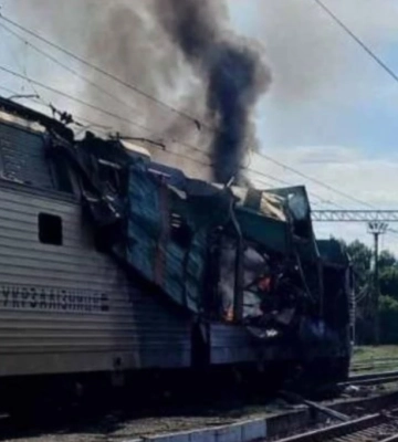 Пасажирські потяги третю добу не курсують у Запоріжжі через російські обстріли